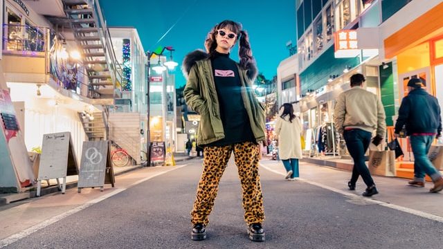 スタイリッシュな女性